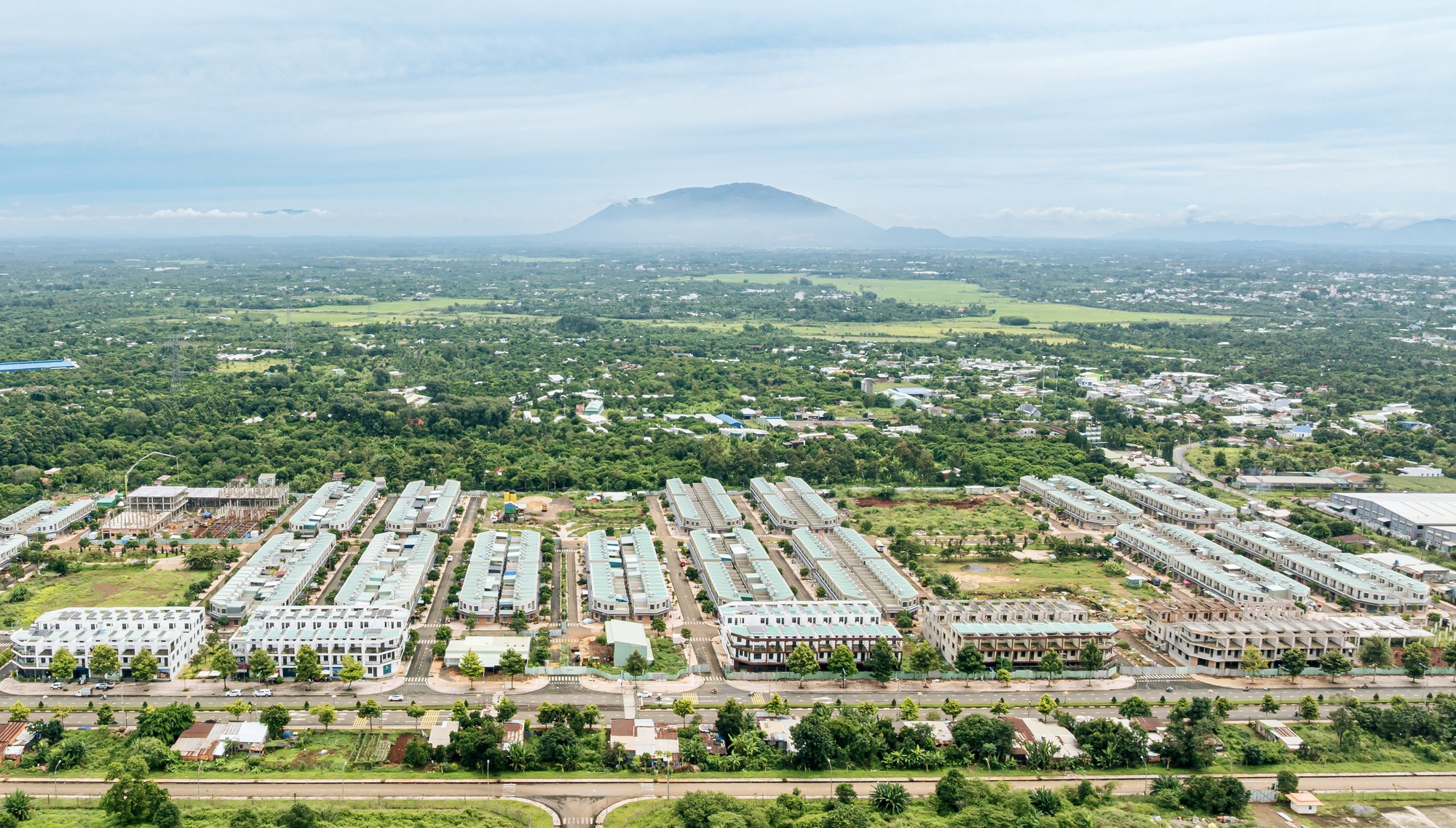 Phát triển đô thị xanh Long Khánh để tạo sức hút đón thêm nhà đầu tư- Ảnh 1.